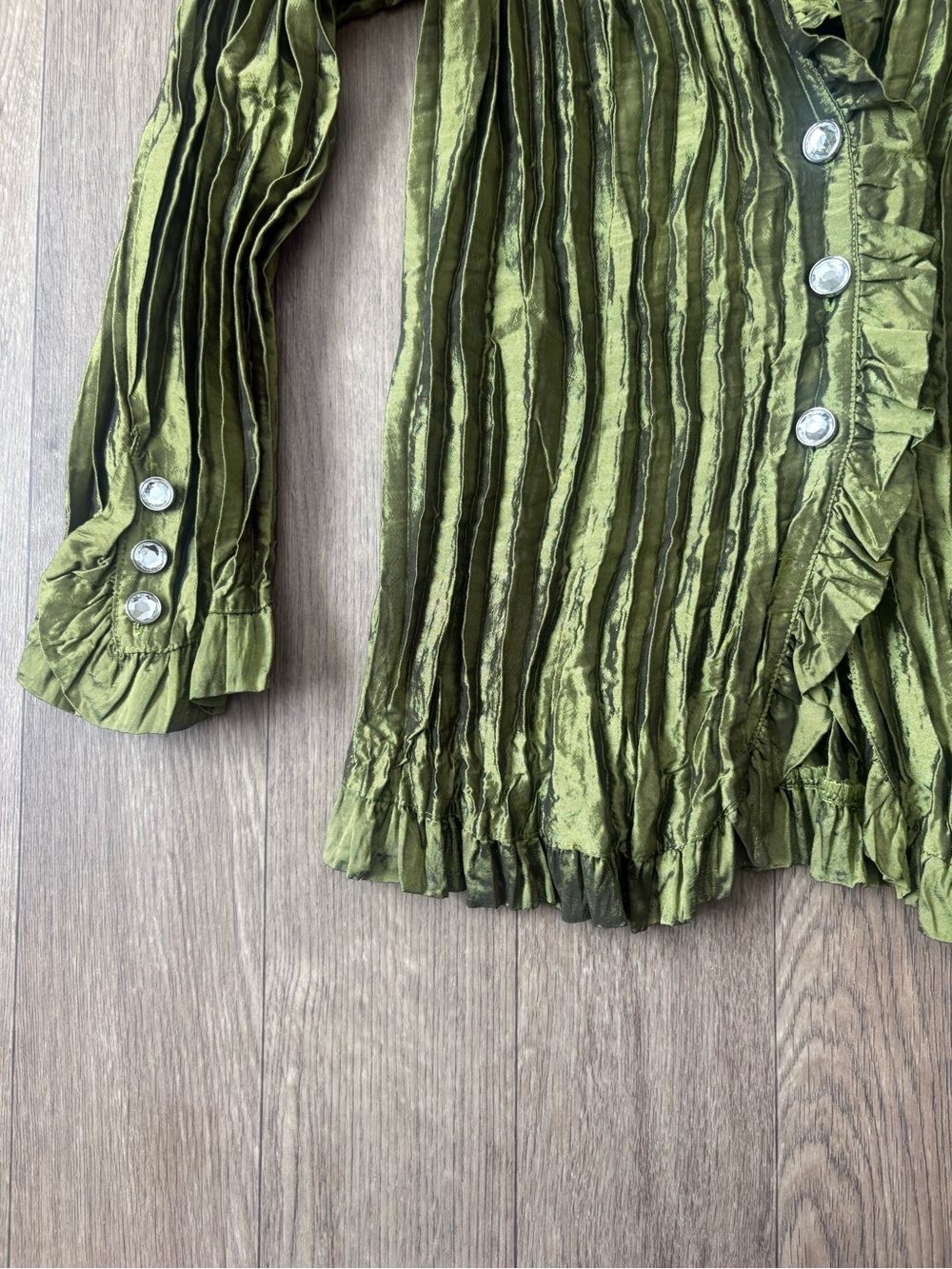 Textured Olive Green Ruffled Button-Front Blouse - Picture 3 of 5